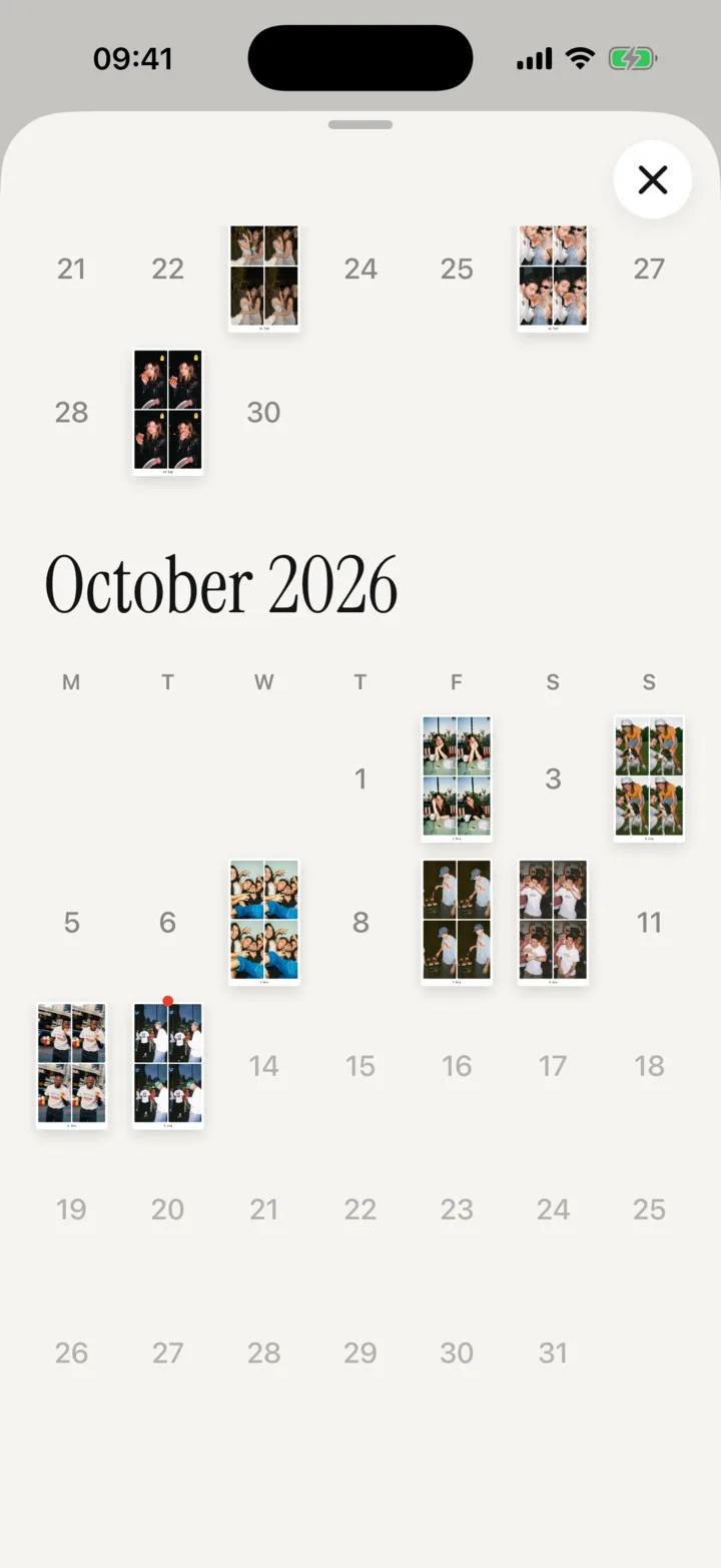 Inbetween calendar: October with a strip on each day that has one